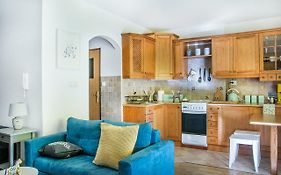 Apartament Malowany Konik